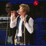 DAVID-BOWIE-2002-08-05–THESE SHADES-WORK-THE-RAYS-